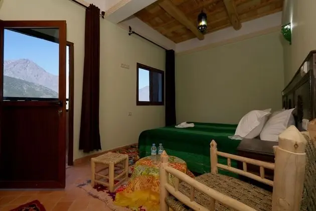 Tek Büyük veya İki Ayrı Yataklı Oda, Balkon, Dağ Manzaralı