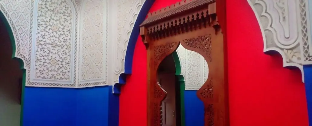 Traditional Tek Büyük Yataklı Oda