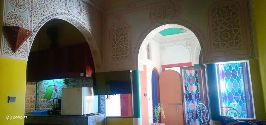 Traditional Tek Büyük Yataklı Oda