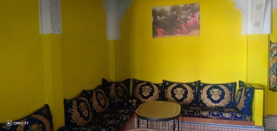 Traditional Tek Büyük Yataklı Oda