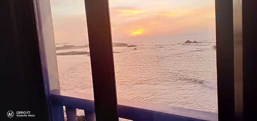 Traditional Tek Büyük Yataklı Oda