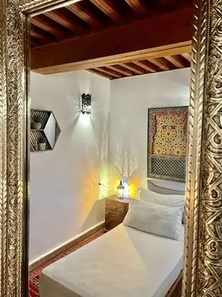 Comfort Tek Büyük Yataklı Oda