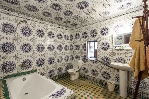 Dört Kişilik Oda, Birden Çok Yatak