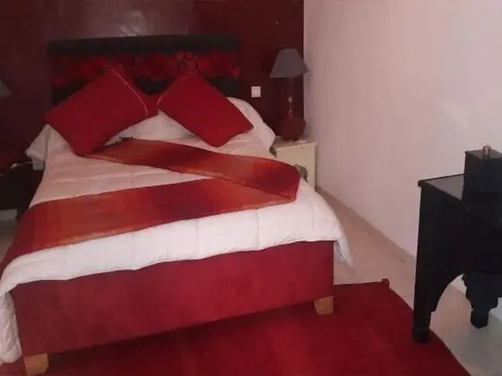 Standard Tek Büyük Yataklı Oda