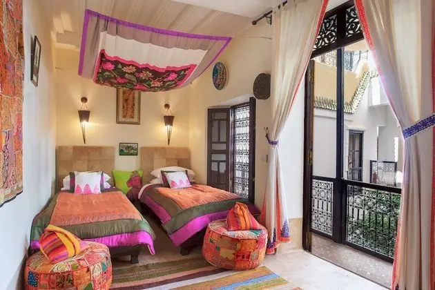 İki Ayrı Yataklı Oda (Berber)