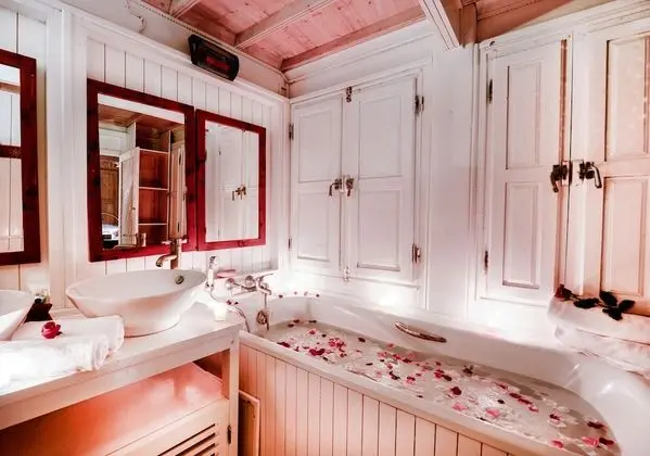 Dört Kişilik Oda, Okyanus Manzaralı