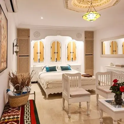 Deluxe Tek Büyük Yataklı Oda