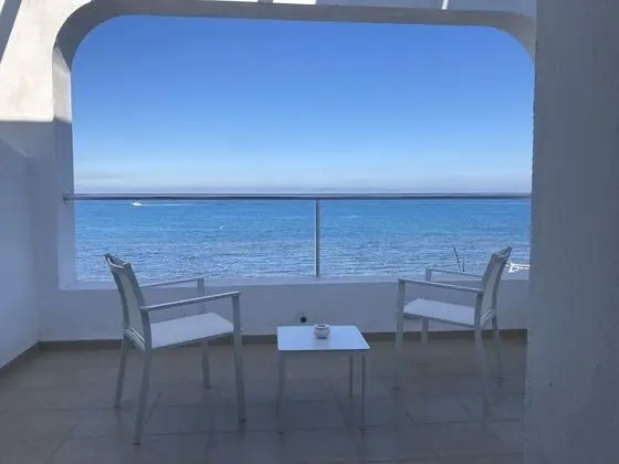 Tek Büyük Yataklı Oda, Sigara İçilmez, Deniz Manzaralı (Yassmin)