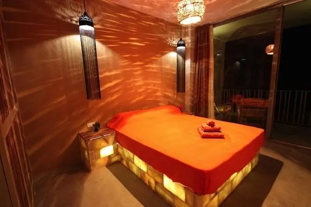 Stüdyo Süit, Balkon, Kısmi Deniz Manzaralı
