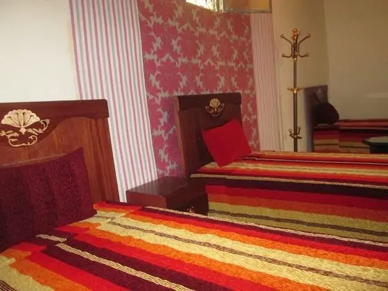 Üç Kişilik Oda (Rose)