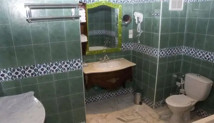 Standard Tek Büyük Yataklı Oda