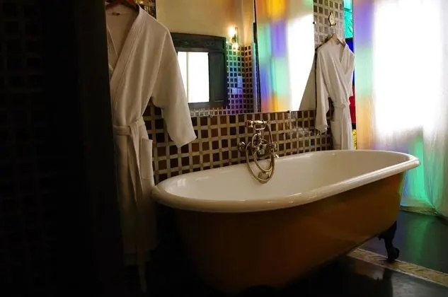 Deluxe Tek Büyük Yataklı Oda (7)