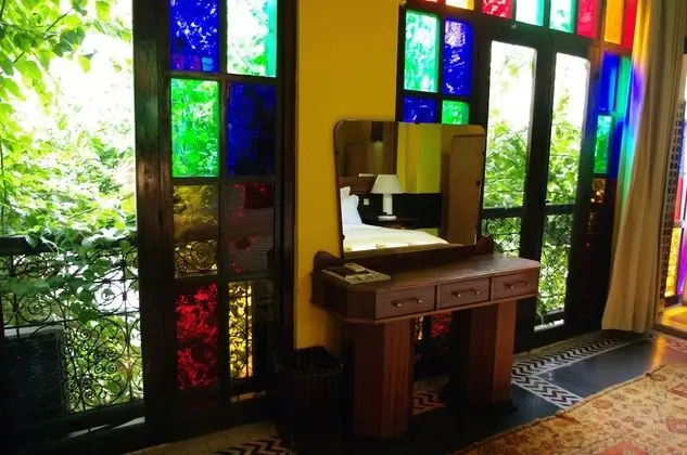 Deluxe Tek Büyük Yataklı Oda (7)