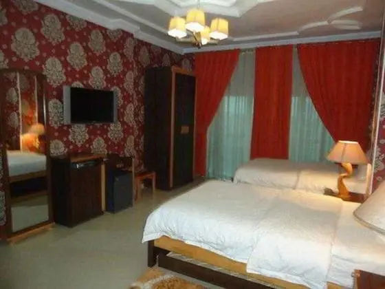 Üç Kişilik Oda