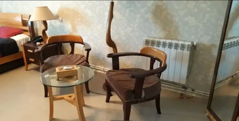 Üç Kişilik Oda
