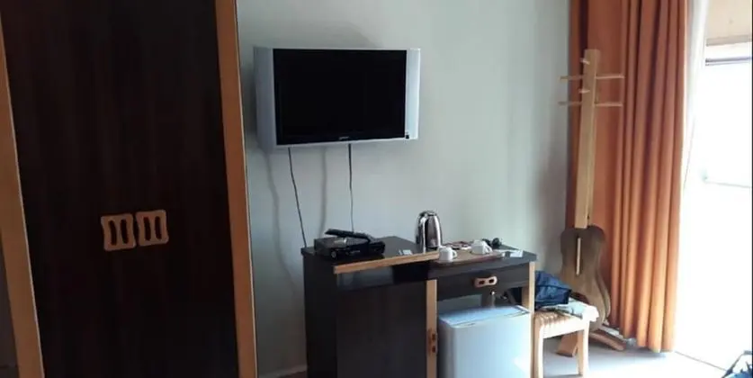 Üç Kişilik Oda