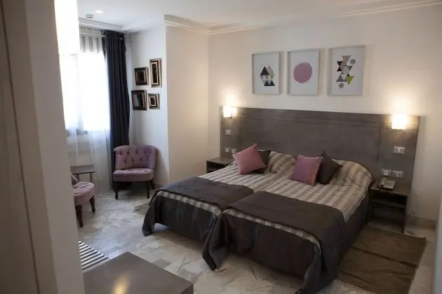 Basic Tek Büyük veya İki Ayrı Yataklı Oda, Sigara İçilmez, Şehir Manzaralı