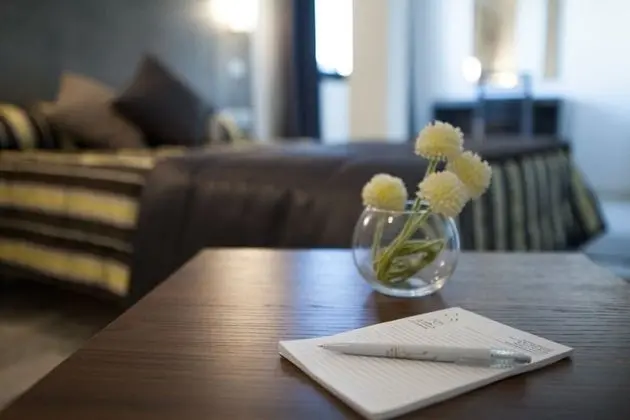Basic Tek Büyük veya İki Ayrı Yataklı Oda, Sigara İçilmez, Şehir Manzaralı
