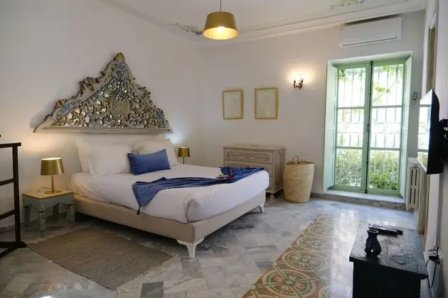 Deluxe Tek Büyük Yataklı Oda