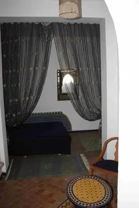 Üç Kişilik Oda (Bleue)