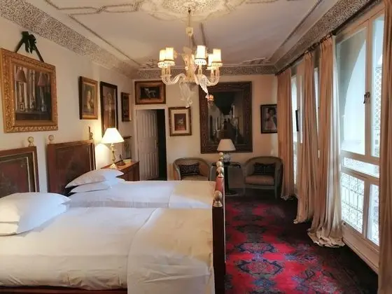 Luxury İki Ayrı Yataklı Oda