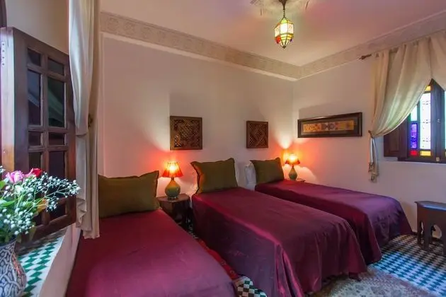 Superior Üç Kişilik Oda, 3 Tek Kişilik Yatak