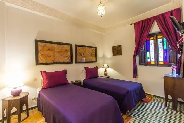 Superior Üç Kişilik Oda, 3 Tek Kişilik Yatak