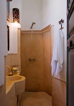 Comfort Tek Büyük Yataklı Oda (Beldi)