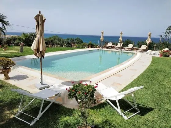 Panoramic Apart Daire, Deniz Manzaralı (Nadia)