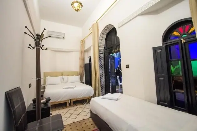 Üç Kişilik Oda