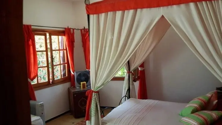 Basic Tek Büyük Yataklı Oda