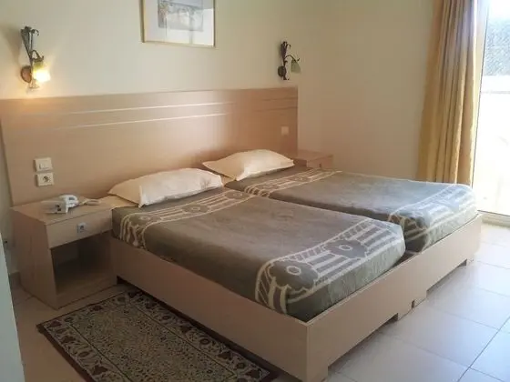 İki Ayrı Yataklı Oda, Bahçe Manzaralı