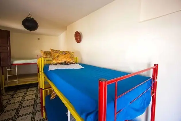 Basic Ortak Ranzalı Oda, Karma Ranzalı Oda, Sigara İçilmez