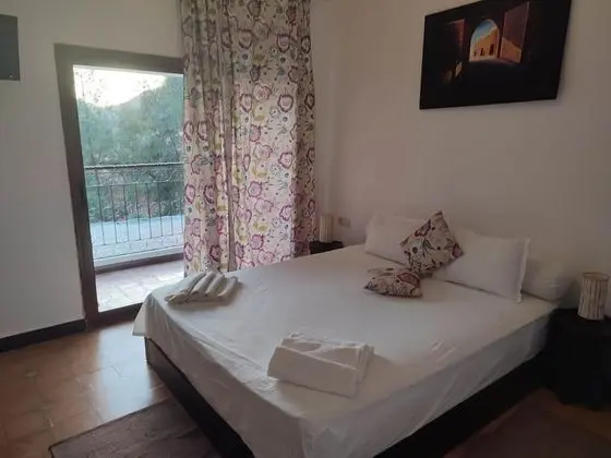 Tek Büyük Yataklı Oda, Balkon