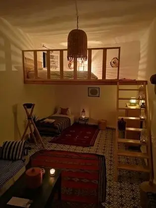 Traditional Stüdyo