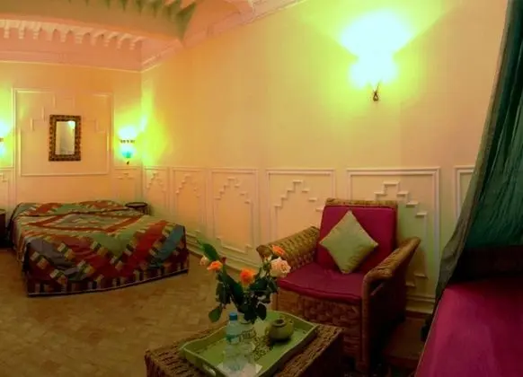 Standard Tek Büyük Yataklı Oda, 1 Büyük (Queen) Boy Yatak, Sigara İçilebilir