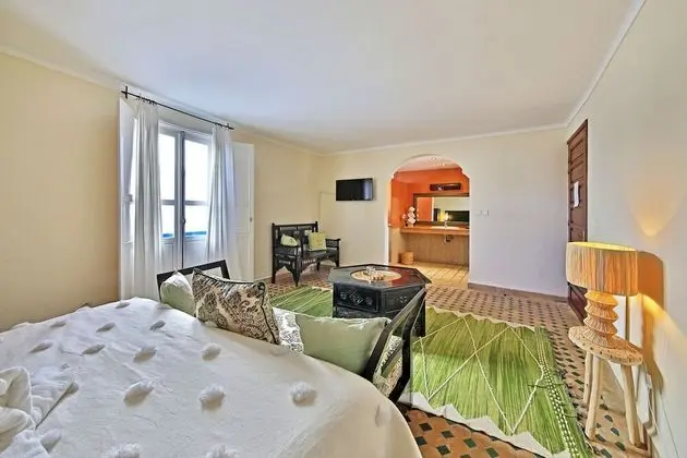 Deluxe Tek Büyük veya İki Ayrı Yataklı Oda