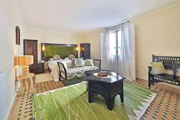 Deluxe Tek Büyük veya İki Ayrı Yataklı Oda