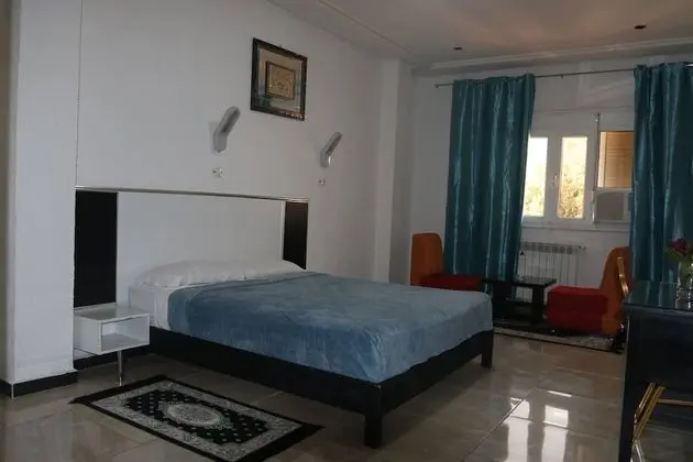 Tek Kişilik Oda, Sigara İçilmez