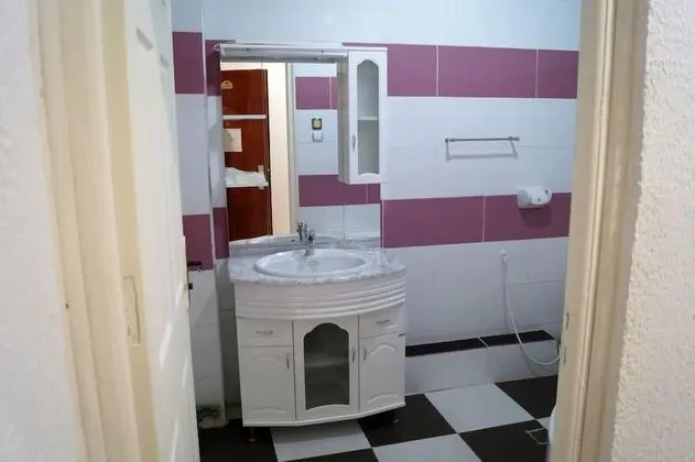 Tek Kişilik Oda, Sigara İçilmez