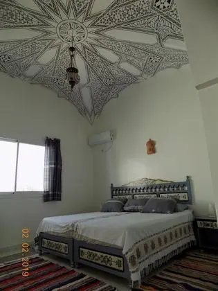 Traditional Tek Büyük veya İki Ayrı Yataklı Oda, Bahçe Manzaralı