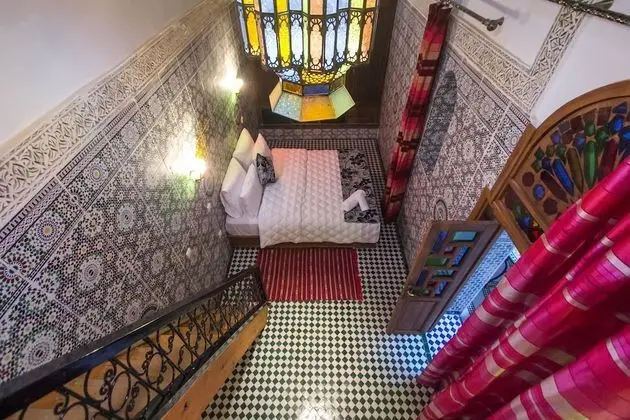 Deluxe Dört Kişilik Oda, Avlu Manzaralı