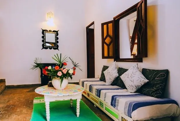 Standard Oda (Zahira)