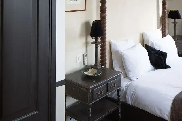 Comfort Tek Büyük Yataklı Oda, 1 Çift Kişilik Yatak, Bahçe Manzaralı