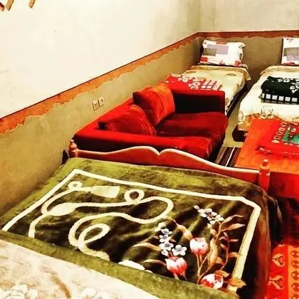 Üç Kişilik Oda