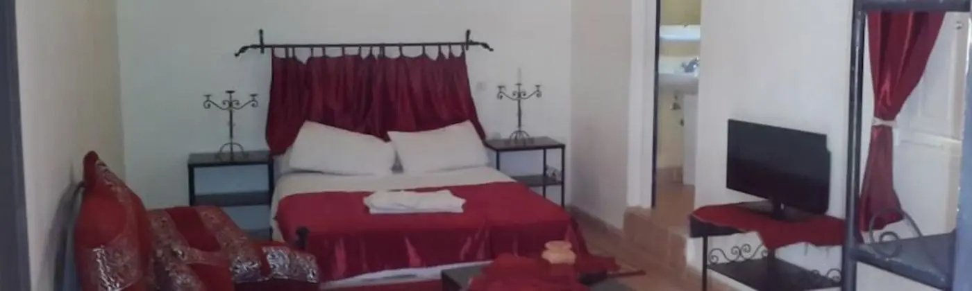 Tek Büyük Yataklı Oda