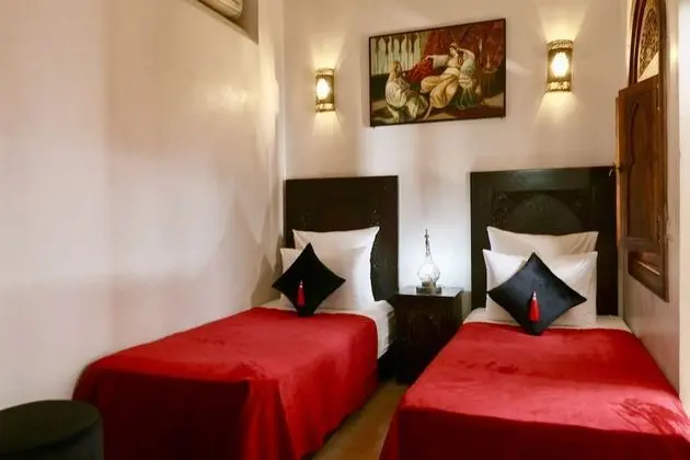 Basic İki Ayrı Yataklı Oda