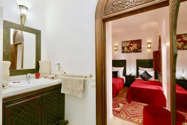 Basic İki Ayrı Yataklı Oda