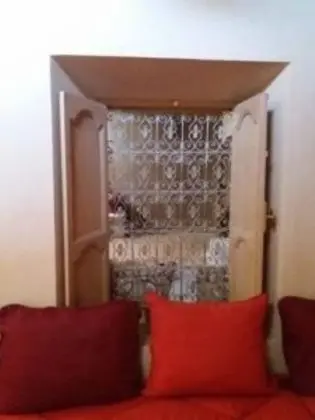 Büyük Yataklı Tek Kişilik Oda