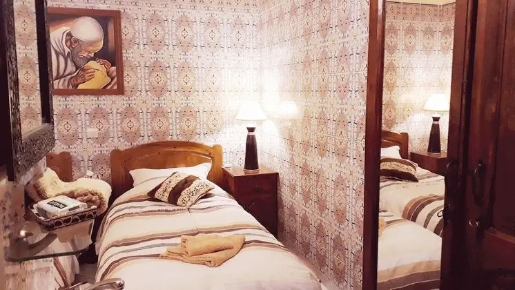 Comfort Tek Büyük veya İki Ayrı Yataklı Oda, 2 Tek Kişilik Yatak (Rose Rouge)